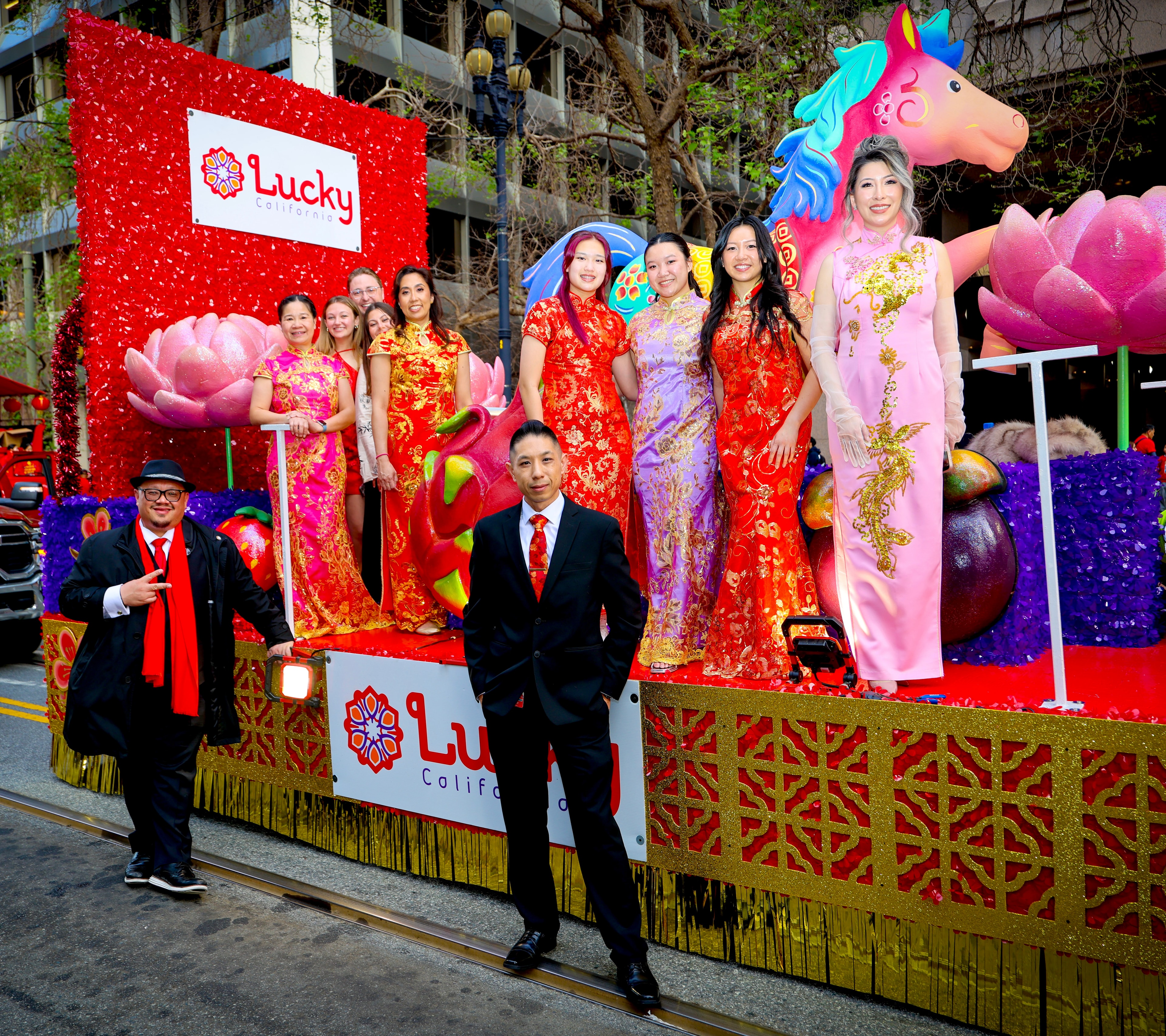 Lucky California Parade Float
